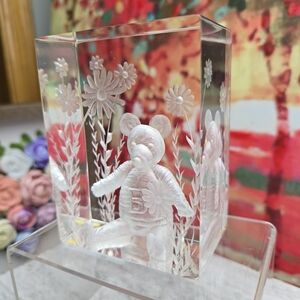 Vintage Frank Albrecht Signed Bear Lucite Etching